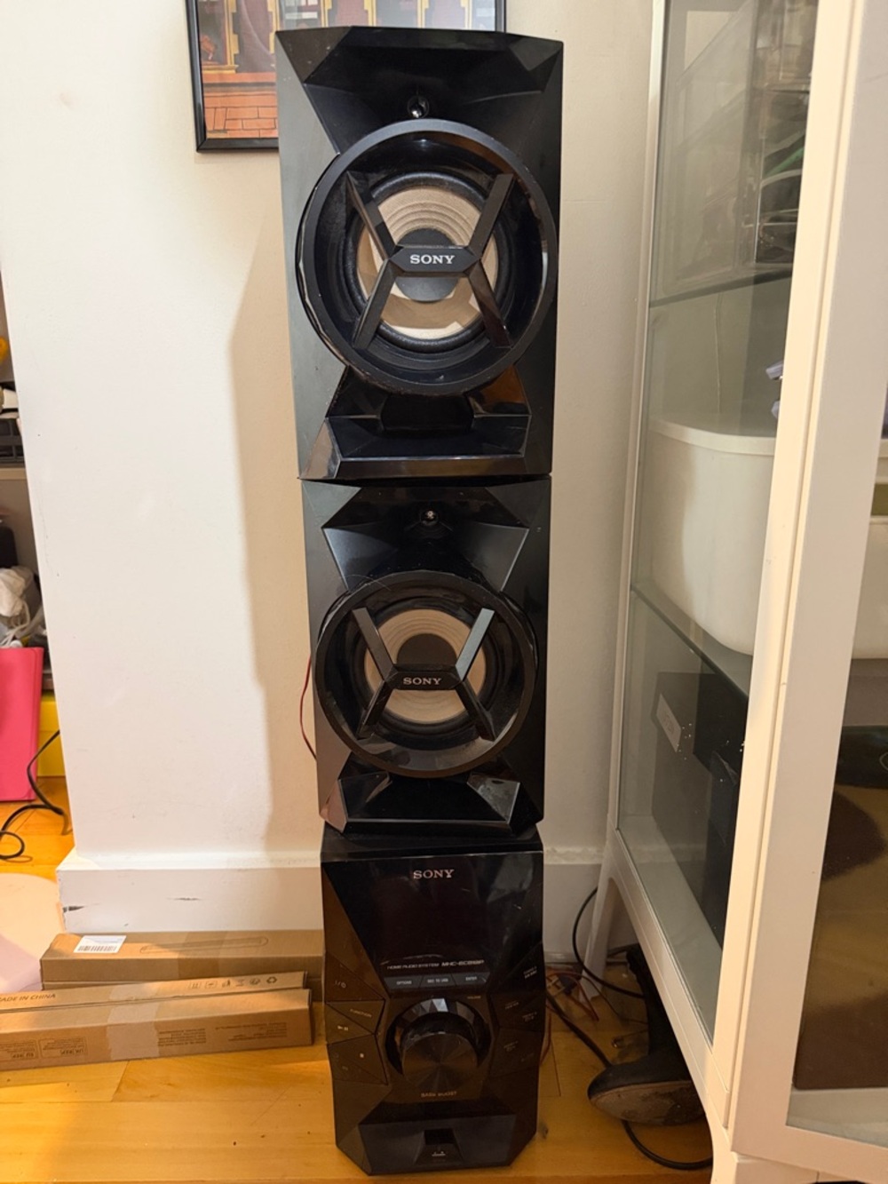 Sony Black Tower Speaker with Dual Drivers and Distinctive Grilles